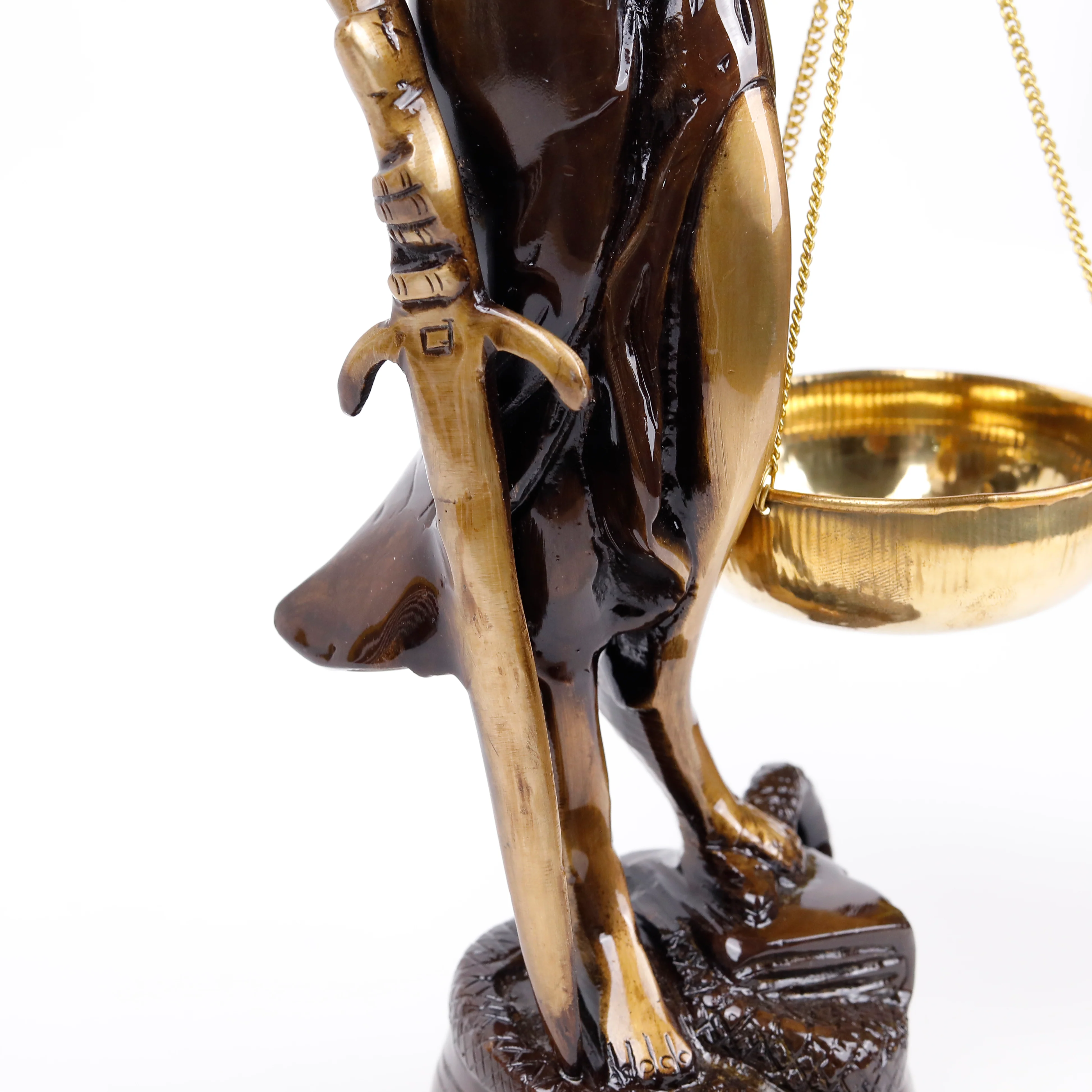 Brass Lady Justice Statue with Scale & Sword – Antique Brown Figurine - Image 4